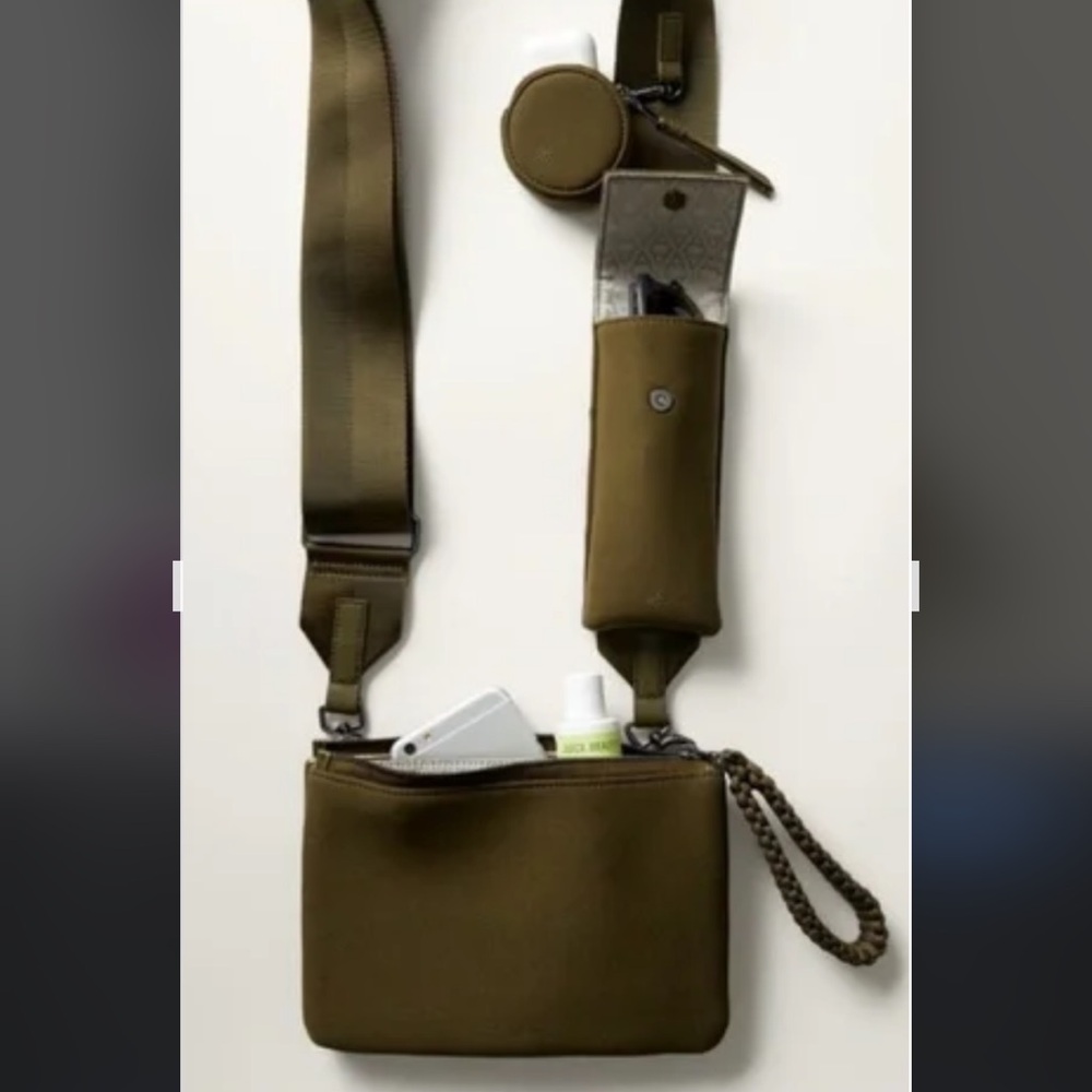 Athleta crossbody